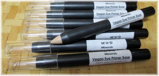 NEW! VEGAN CREASE AND SMUDGE PROOF EYE SHADOW PRIMER BASE CRAYON EYE PRIMER M*A*D Minerals Makeup